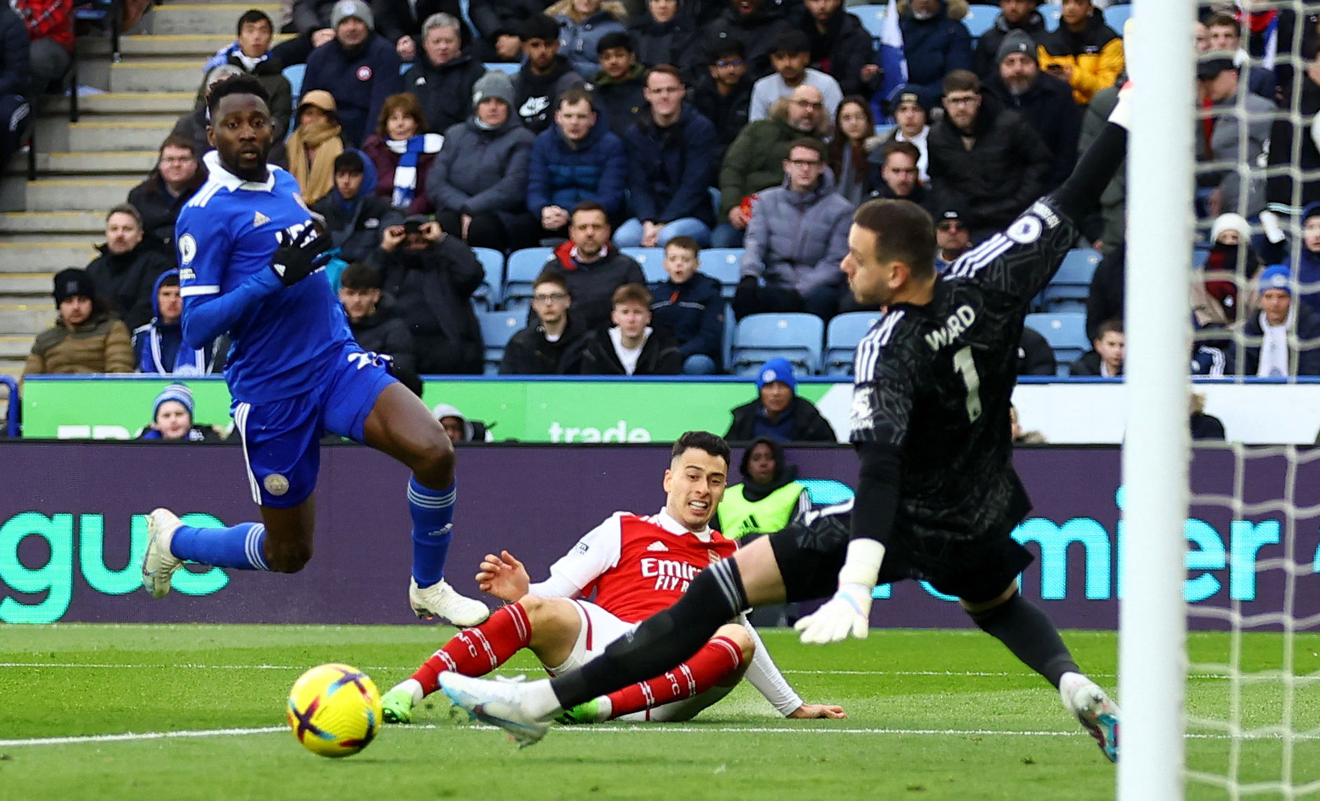 面对强敌时 面对强敌时